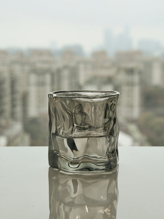 Benefits of Using Glassware Over Plastic: Health, Sustainability & Style