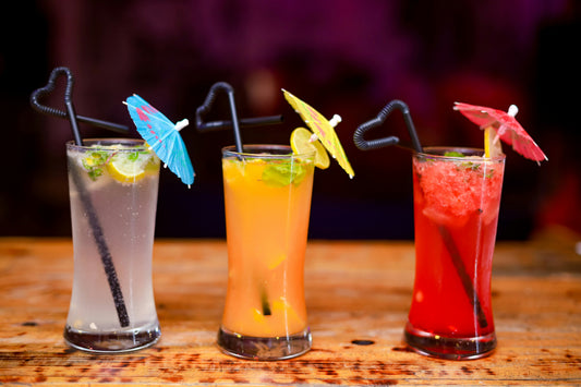The Rise of At-Home Mixology🍹: Must-Have Glassware for Cocktail Lovers