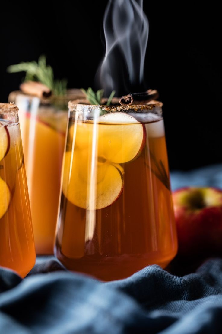 Sleek Highball Glass Set - Perfect for cocktails and other beverages.