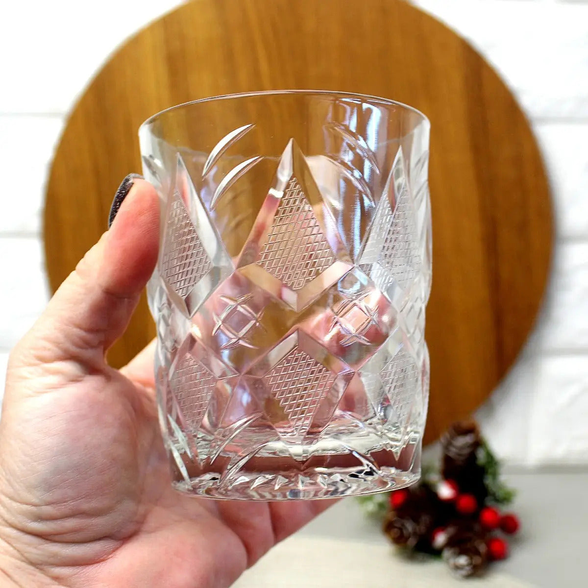 Close-up of the tapered design on the Status Imported Whiskey Glass.