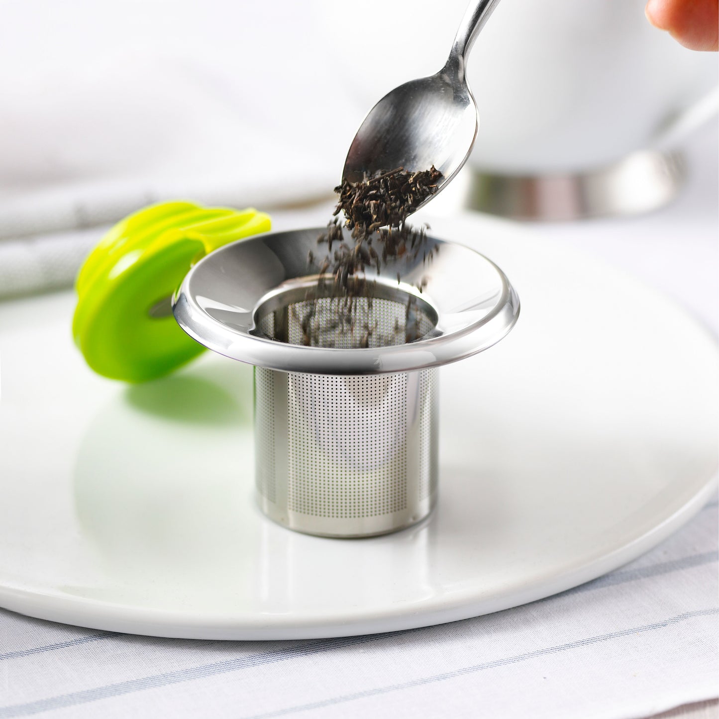 Trudeau Stainless Steel Tea Infuser-Flip, Green | Kitchen Tools