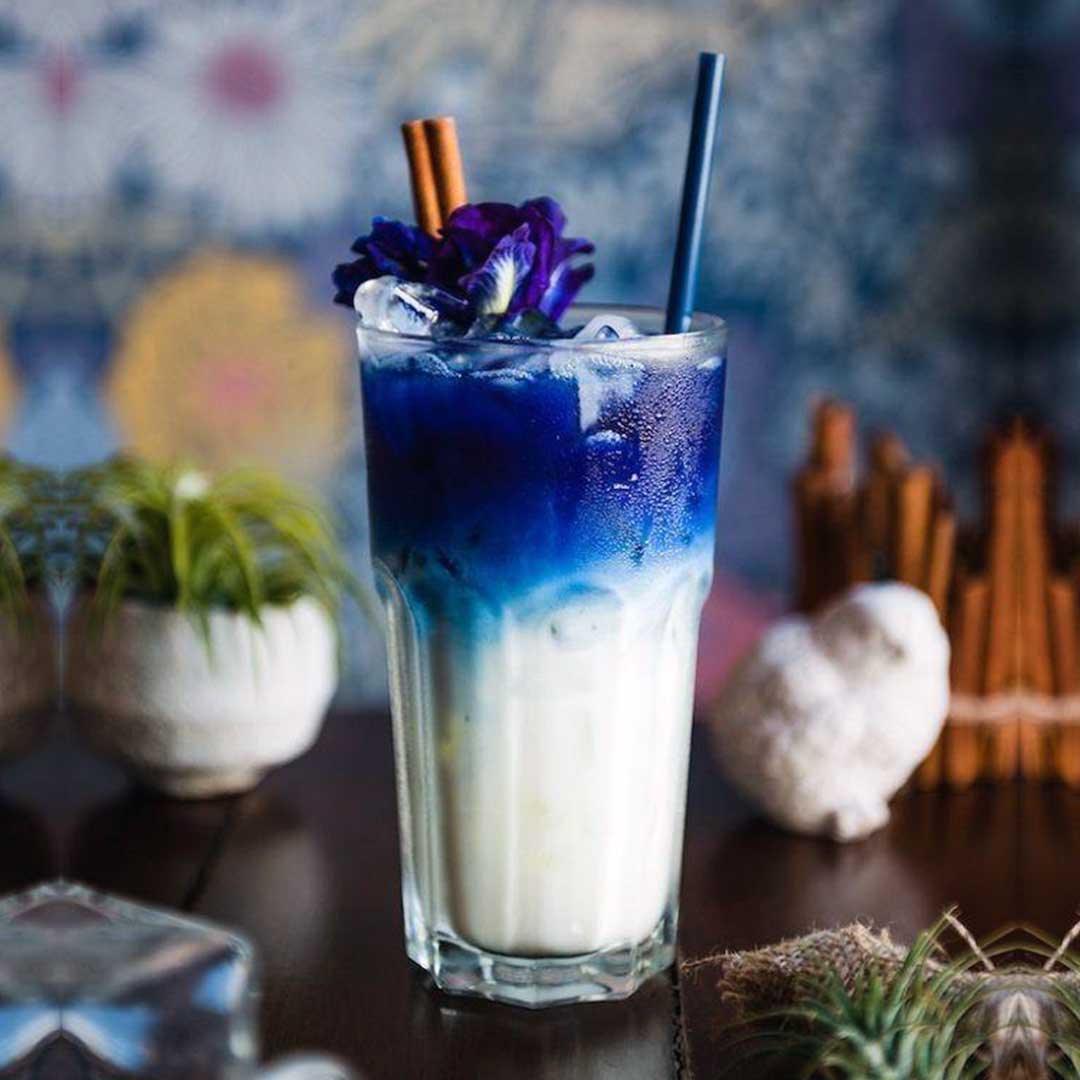 Highball glasses for cocktails and mixed drinks