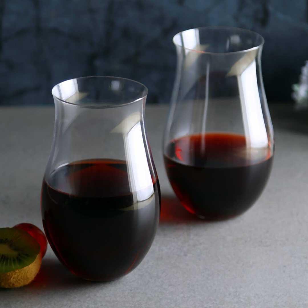 Elegant stemless wine glasses for red and white wines