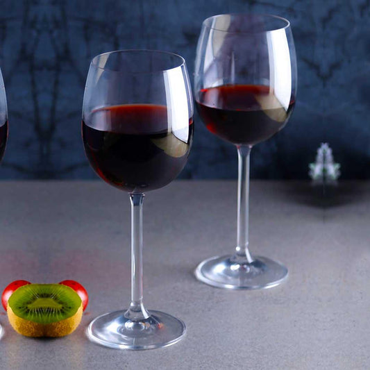 Crystal wine glass designed to capture delicate aromas