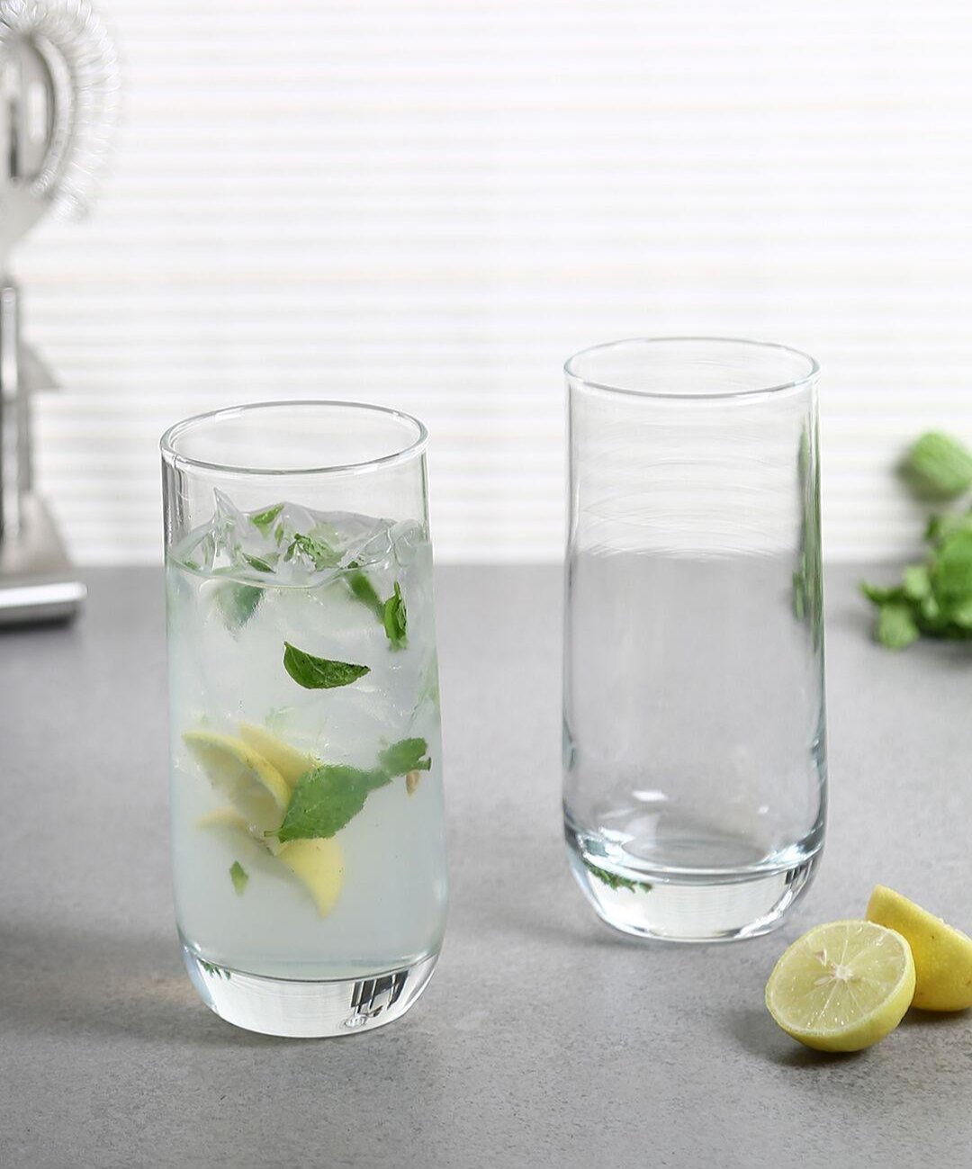 Close-up of the sturdy base and transparent glass of a Kouros highball glass.