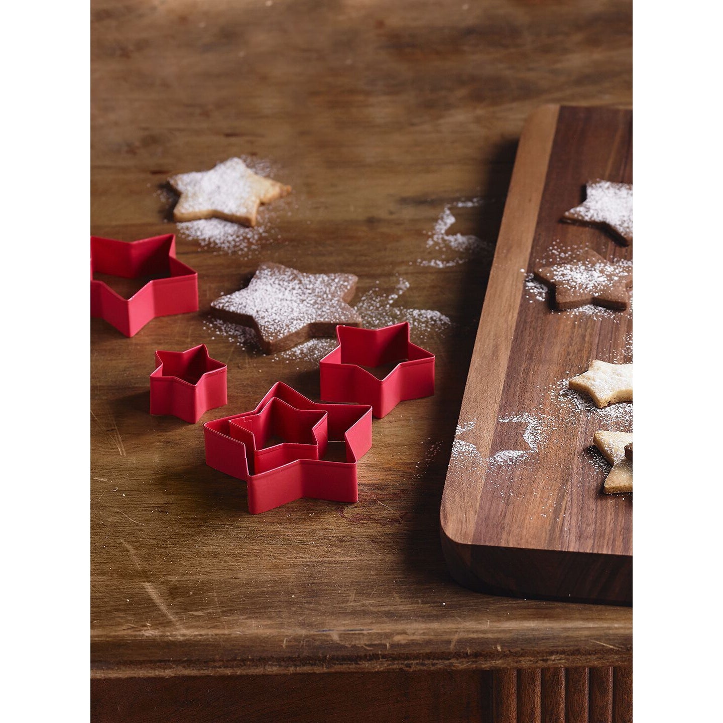 Trudeau Stainless Steel Star Cookie Cutter Set, Set of 5, Red | kit