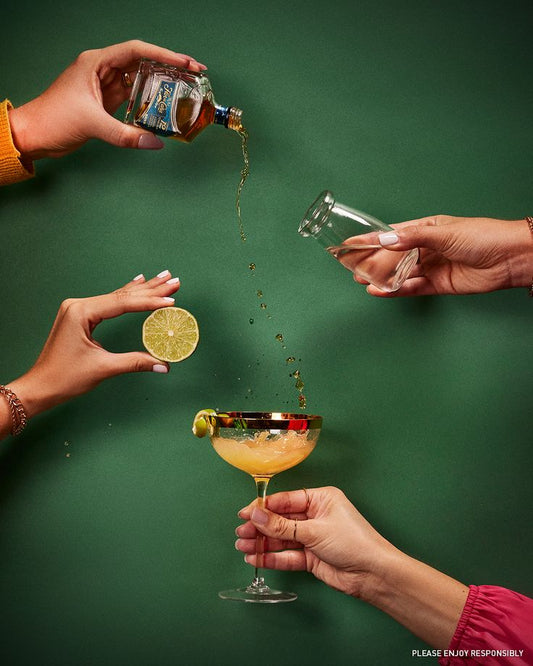 🍹 Creative Cocktail Recipes for Specialty Glasses 🍸✨