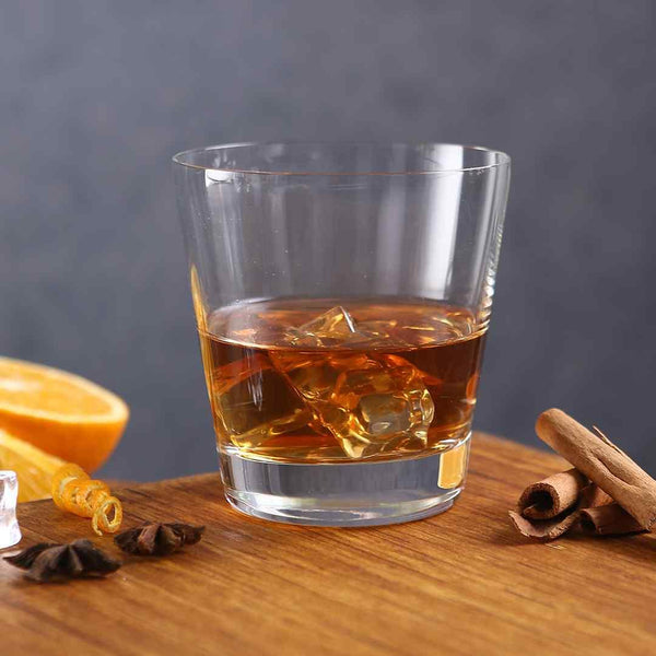 Is It True That Whiskey Glasses Make A Difference?