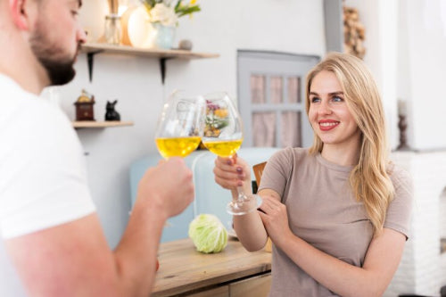 Stemless Wine Glasses Offer Practical Alternative for Casual Entertaining