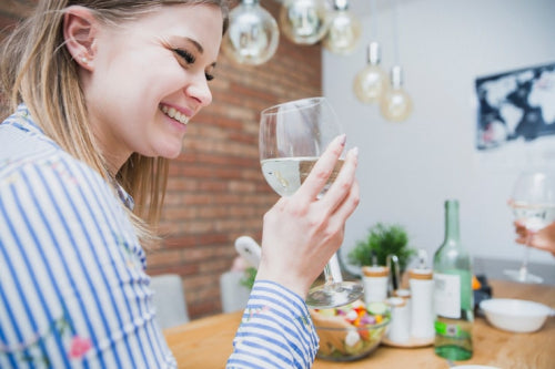 Online Tutorials Demonstrate Care Techniques for Crystal Stemware