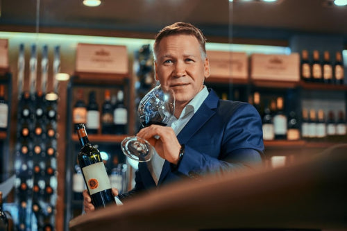 Vineyard Managers Focus on Glassware Quality for Visitor Experiences