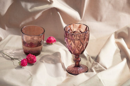 Vintage-Inspired Glassware Styles Resurface in Contemporary Table Settings