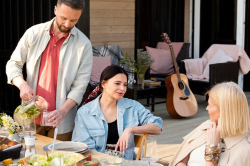 Stemless Options Provide Practicality for Casual European Gatherings