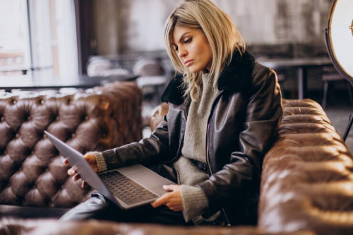 Online Retail Expands Access to Luxury Crystal in Canada and Europe