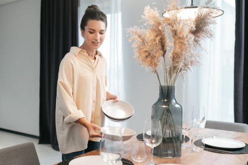 Instagram-Worthy Glassware Trends Transform Everyday Dining Experiences