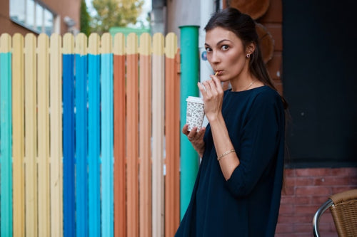 How Fluted and Ribbed Drinkware Is Reshaping Home Bars