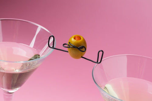 Design Elements That Define Modern Cocktail Presentation