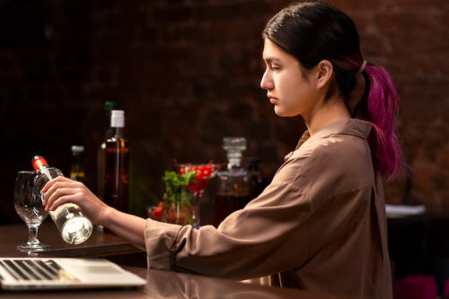 How Glassware Design Influences the Experience of Wine and Spirits