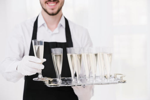 How Hotels Are Selecting Durable Glassware for High-Volume Service
