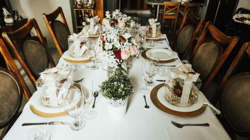 How Thoughtful Table Settings Enhance Celebrations
