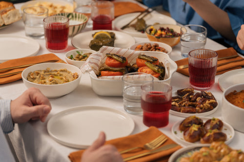 How to Choose Tableware for Family Gatherings and Celebrations