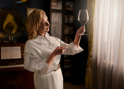 The Craftsmanship Behind Crystal Wine Glasses
