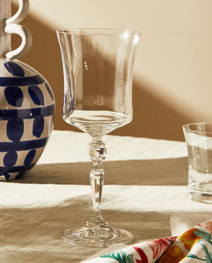 Ultra-clear lead-free crystal wine glass with elegant design