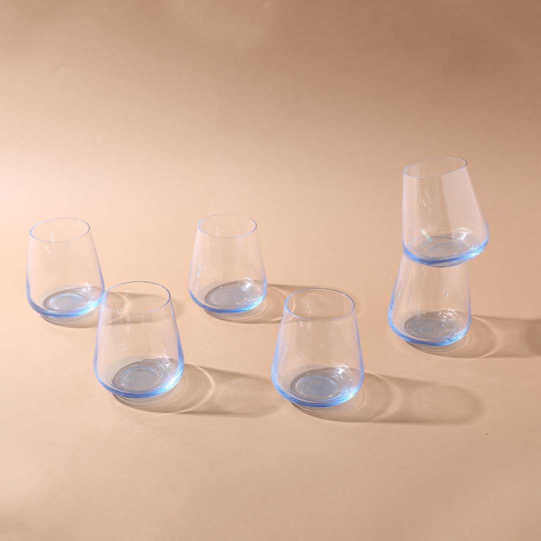 High-quality lead-free crystal whiskey glasses with blue base