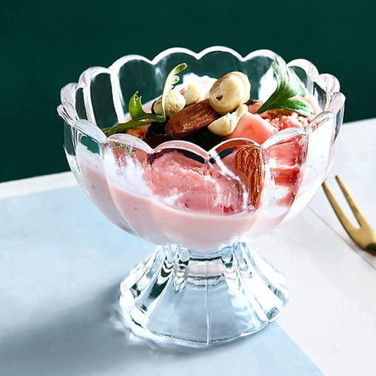 Ice cream sundae in Delight Dessert Glass.