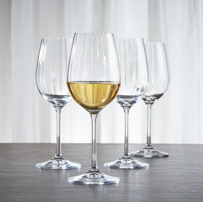 Crystal wine glass designed to enhance complex aromas