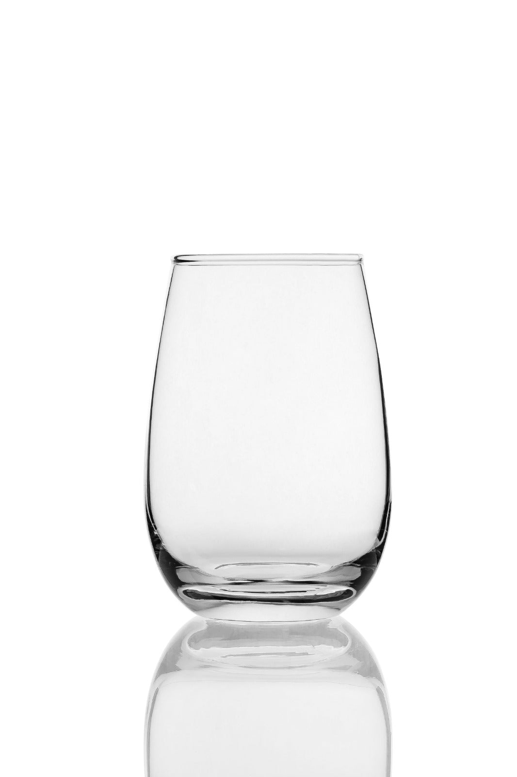 Empty Verso Glass showing modern design.