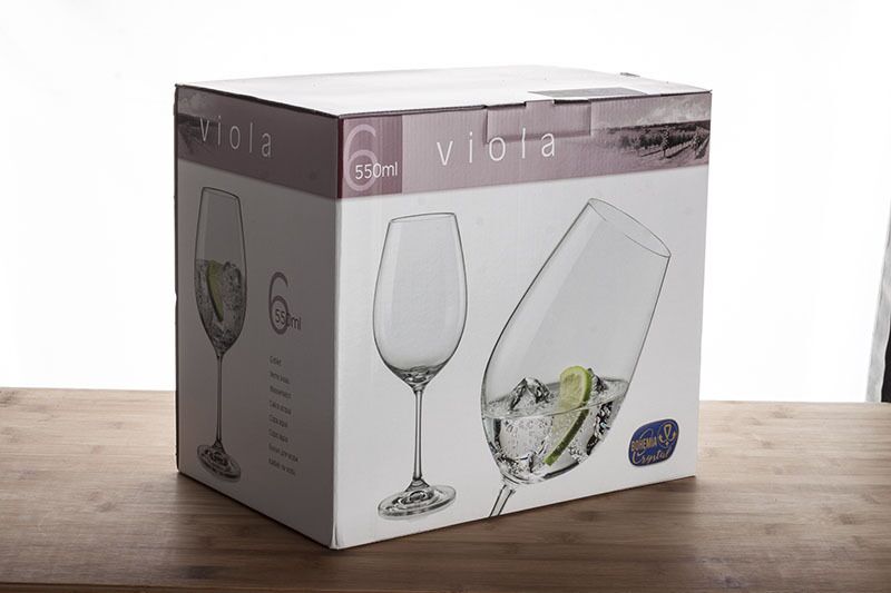 Refined crystal wine glass ideal for wine tastings