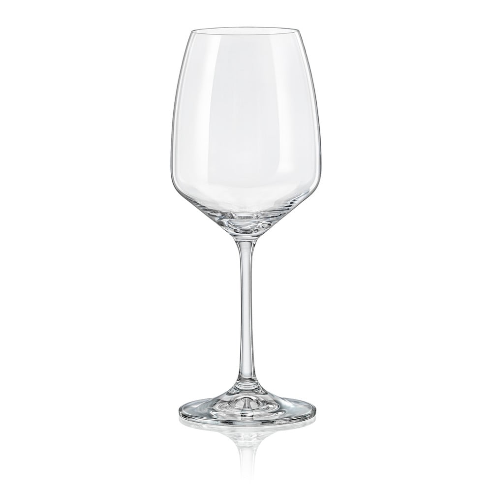 Finely crafted lead-free crystal Pinot Noir glass