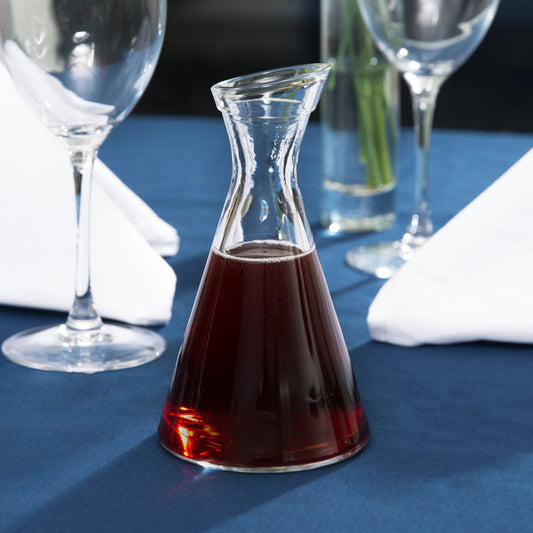 Pisa Decanter showcasing its lead-free glass clarity.