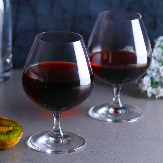 Set of Lara Brandy Glasses on a wooden table